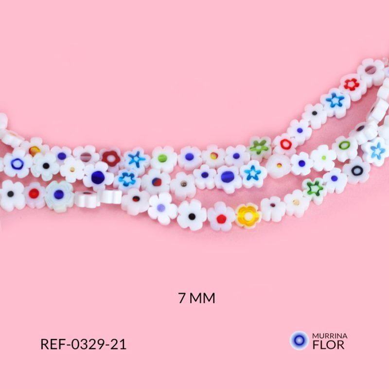 Murrina flor plana blanca centro multicolor 7mm / x sarta / Ref-0329-21 / Ref-0329-21