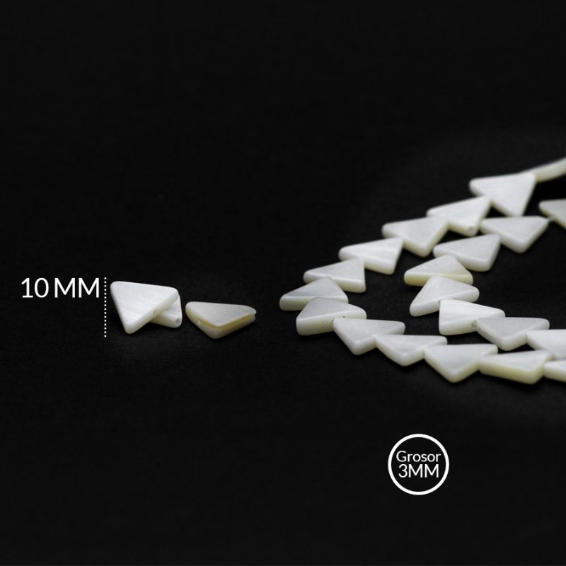 NACAR TRIANGULO 10MM / color blanco / X SARTA / REF - NC0002 / REF-NC0002